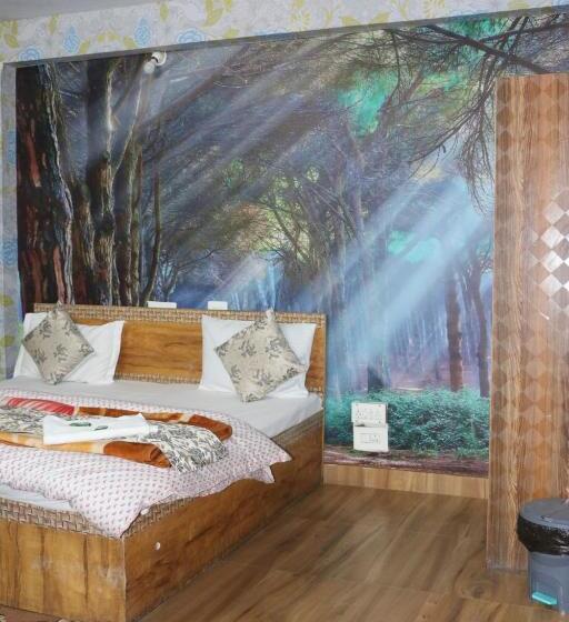 غرفة ديلوكس مطلّة علي البحر مزوَّدة بشُرفة, Manikaran View