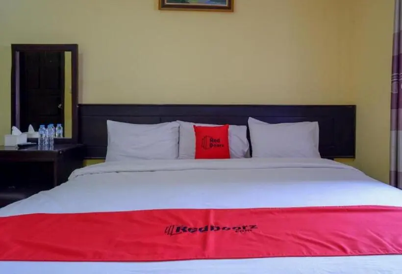 اتاق لوکس, Reddoorz Near Citraland Waterpark Kendari