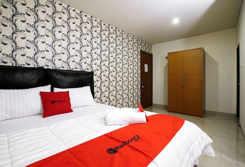 标准间, Reddoorz Near Palembang Trade Center 3