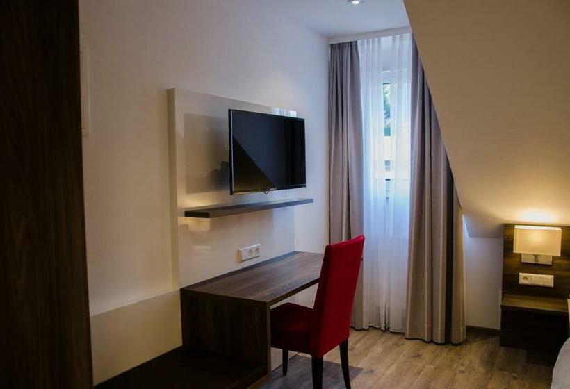 חדר סטנדרט, Restaurant Lamm