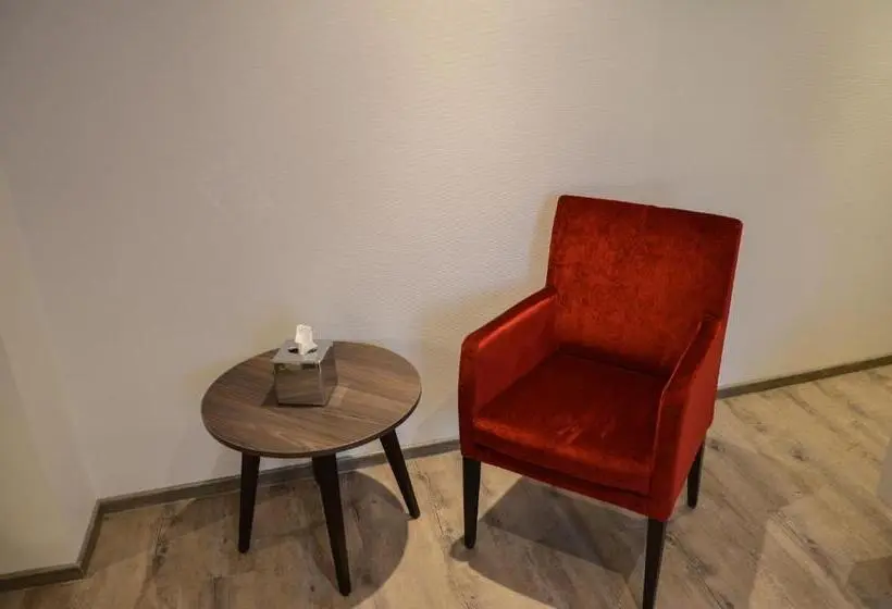 スタンダードルーム, Restaurant Lamm