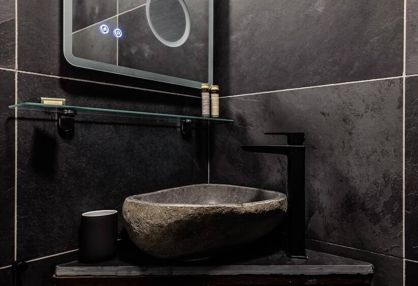 Номер Deluxe, Cardiff Arms Bistro &