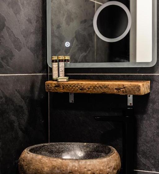 Номер Deluxe, Cardiff Arms Bistro &