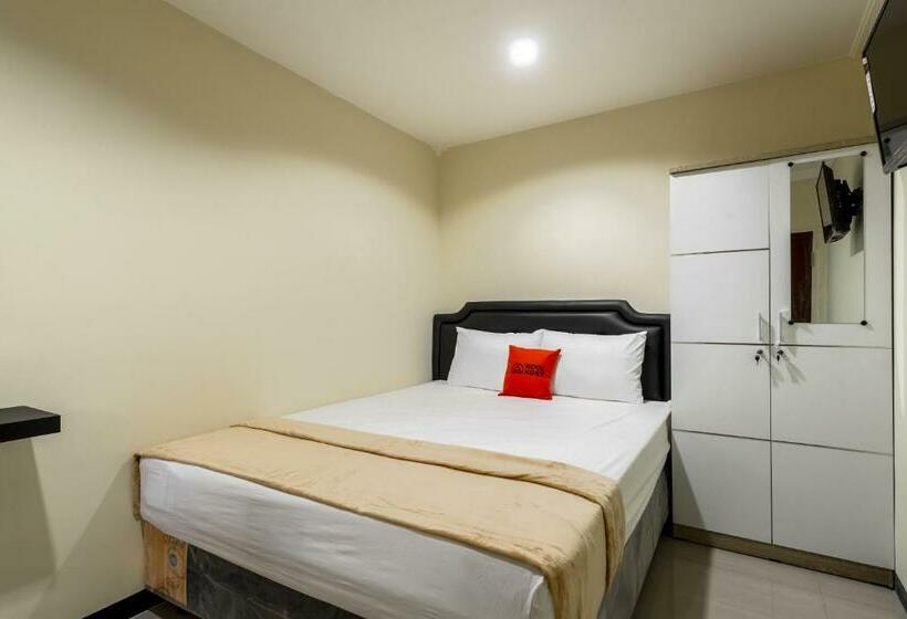 带共用浴室的标准房间, Koolkost Near Rsal Surabaya Minimun Stay 3 Nights
