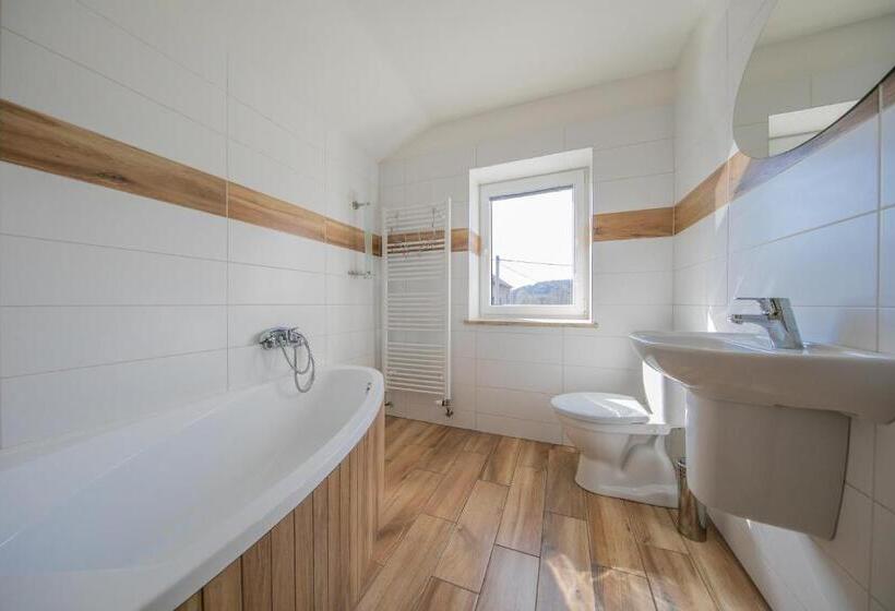 דירה בת חדר שינה 1 עם נוף, Na Rybníčku Bohutín