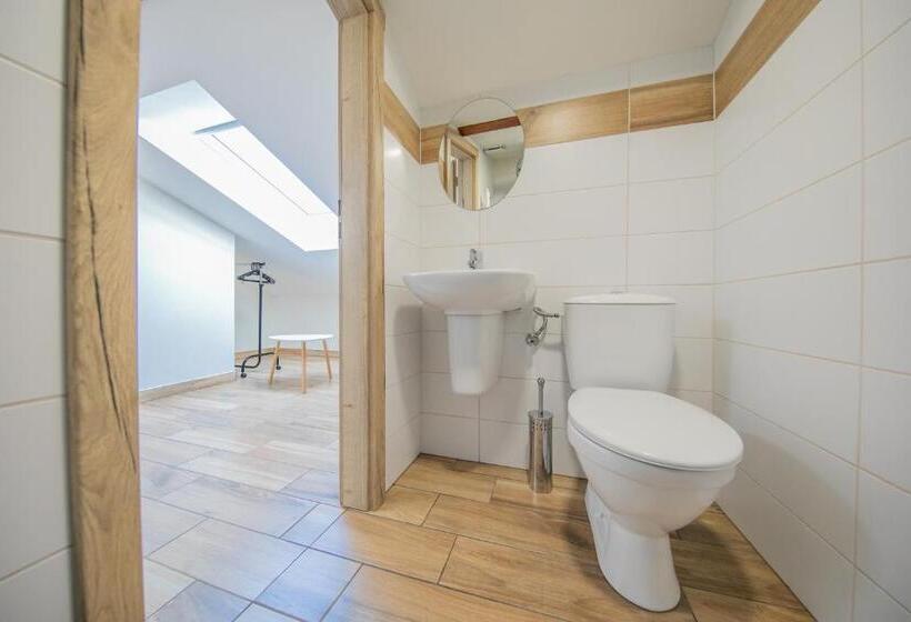 חדר סטנדרט לשלושה עם נוף לגינה, Na Rybníčku Bohutín