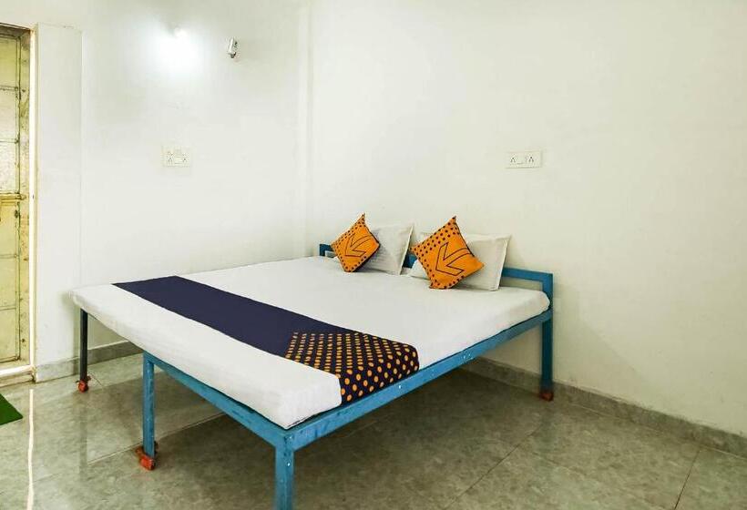Standard Room, Spot On Krishna Market And Lodge