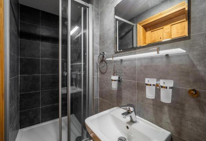 جناح, Zámeček Waldsteinovo Zátiší