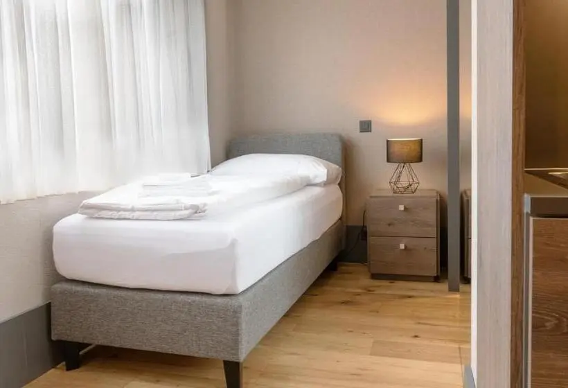 Standard Yhden Hengen Huone, Wyna Motel
