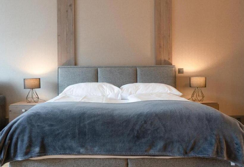 디럭스 룸, Wyna Motel