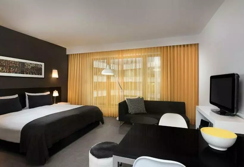 スタンダードスタジオ, Adina Apartment Hotel Berlin Hackescher Markt