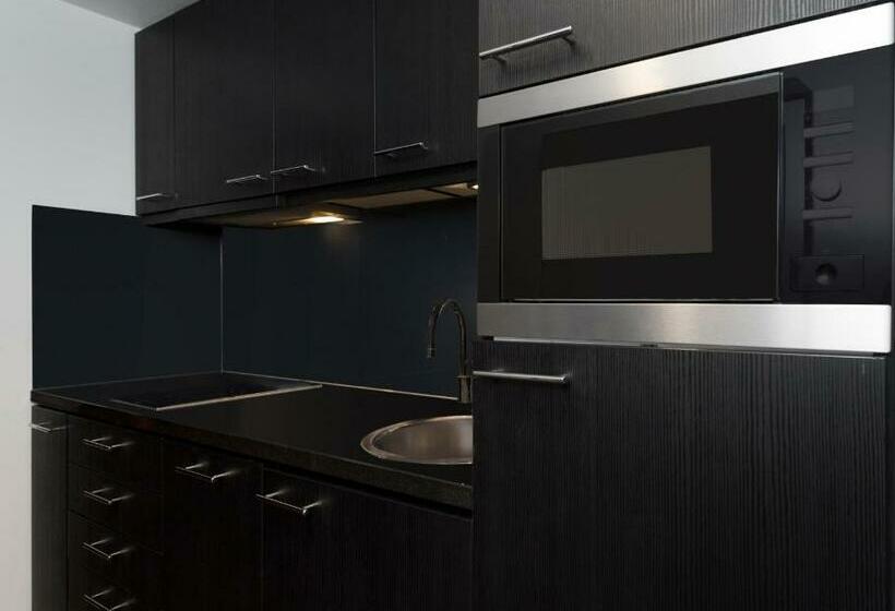 استودیوی پریمیوم, Adina Apartment Hotel Berlin Hackescher Markt