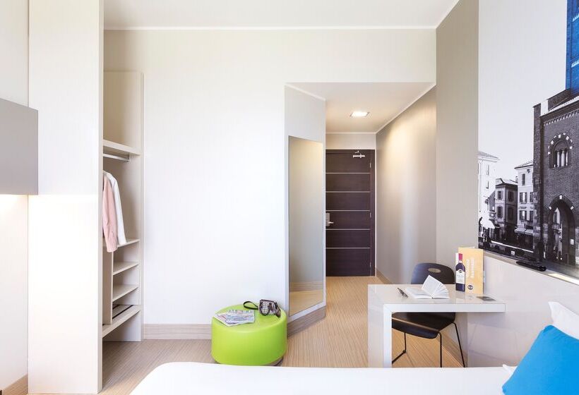 Номер Стандарт, B&b Hotel Milano Monza