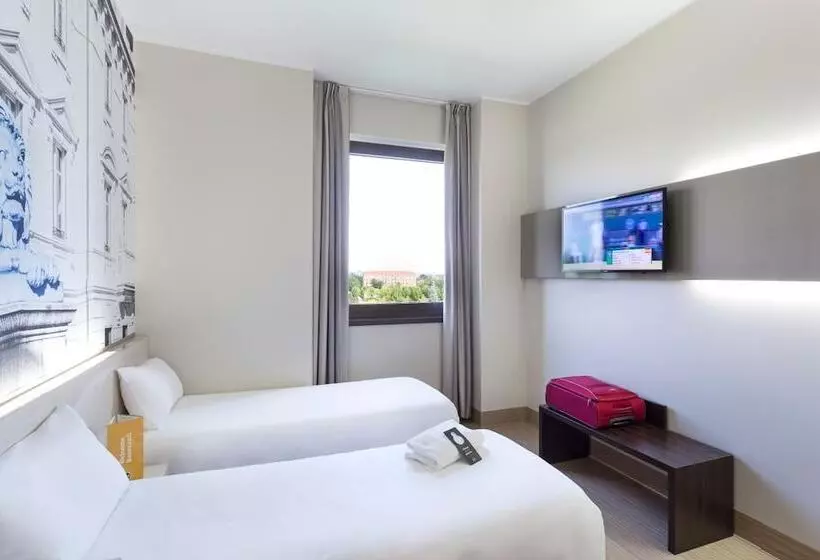 身障者適用スタンダードルーム, B&b Hotel Milano Monza