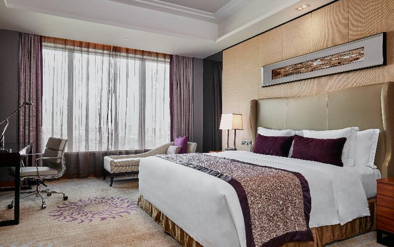 适合残疾人士使用的带超级大床的标准间, Crowne Plaza Huizhou, An Ihg