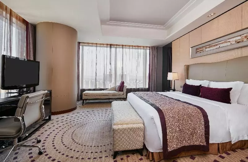 キングサイズベッドのスタンダードルーム, Crowne Plaza Huizhou, An Ihg