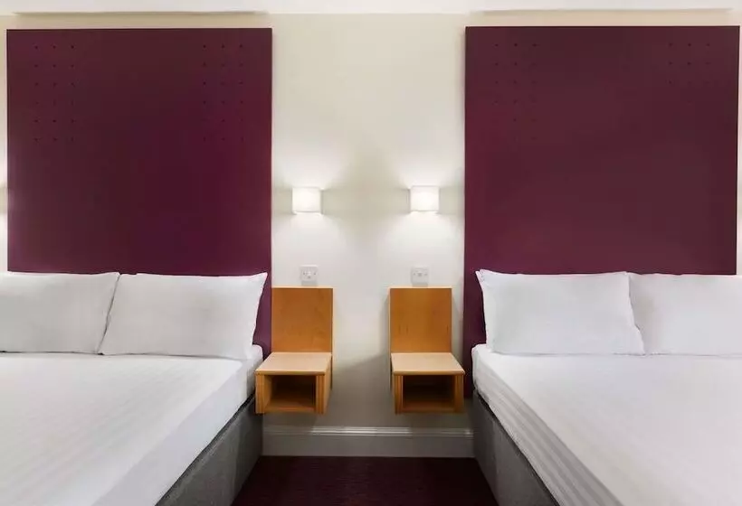 身障者適用スタンダードルーム, Days Inn Maidstone