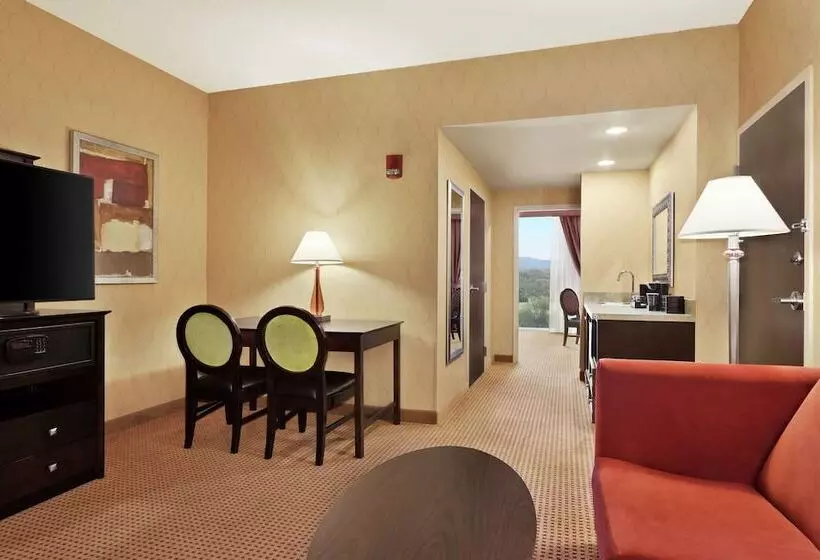 سوئیت برای معلولان, Embassy Suites By Hilton Huntsville