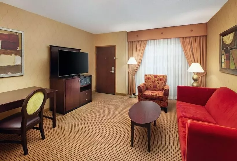 سوئیت پریمیوم, Embassy Suites By Hilton Huntsville