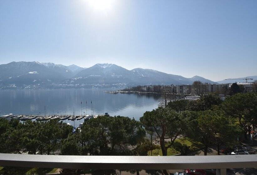 غرفة قياسية مطلّة علي البحيرة, Geranio Au Lac