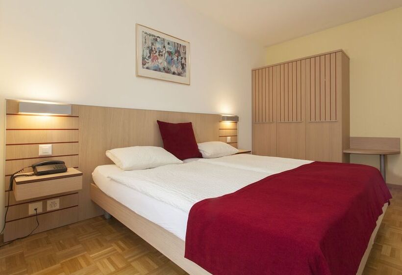 غرفة عائلية, Geranio Au Lac