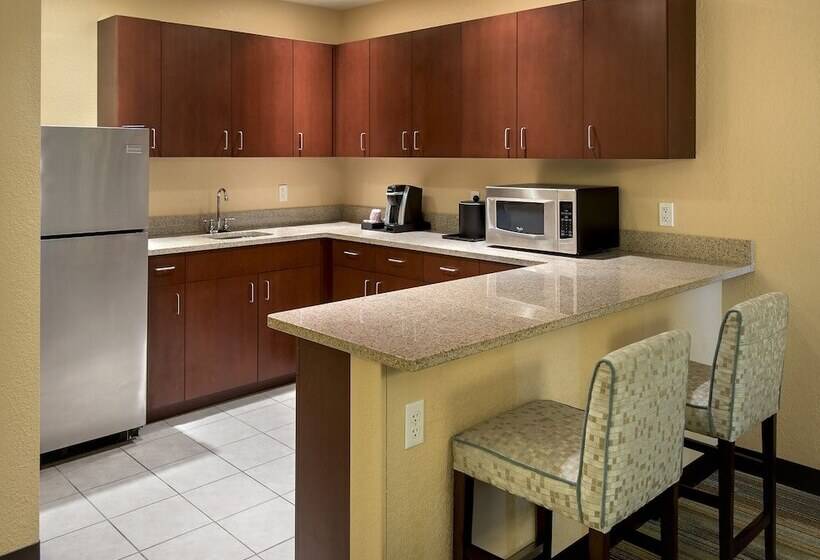 סוויטה דלוקס, Hilton Garden Inn Albany Medical Center