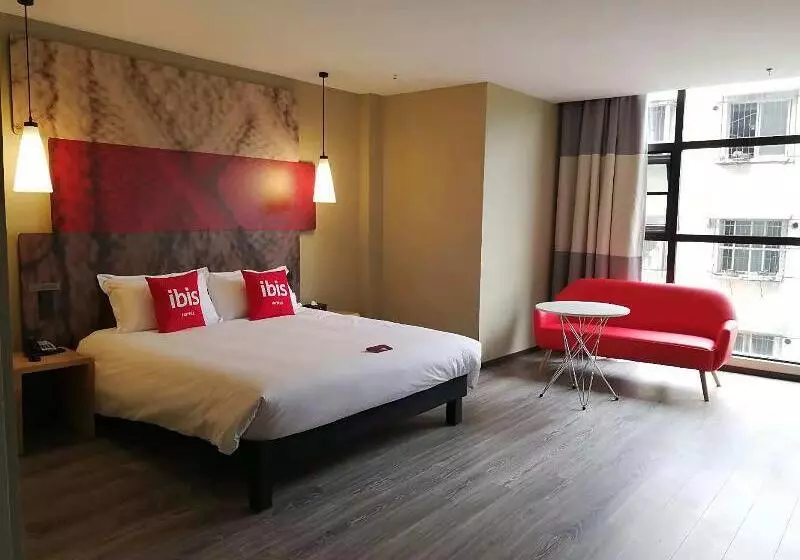 キングサイズベッドのスタンダードルーム, Hilton Garden Inn Frederick