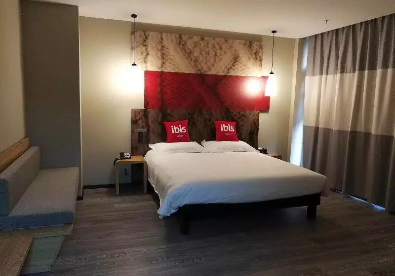 キングサイズベッドのスタンダードルーム, Hilton Garden Inn Frederick