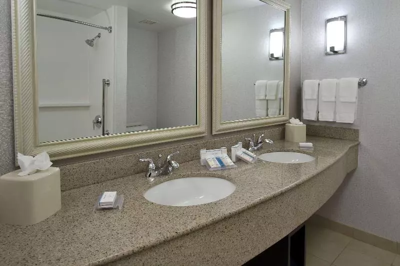 Standard-huone King-vuode, Hilton Garden Inn Sonoma County Airport
