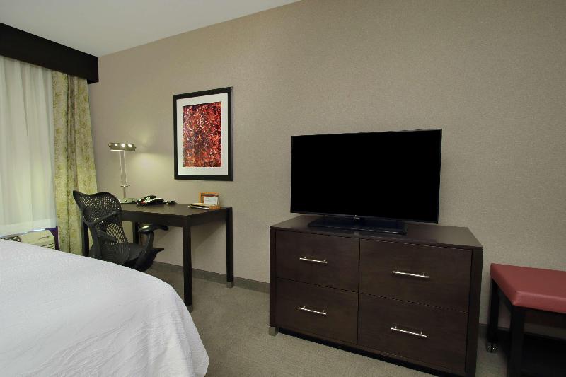 Quarto Estandar Cama King, Hilton Garden Inn Sonoma County Airport