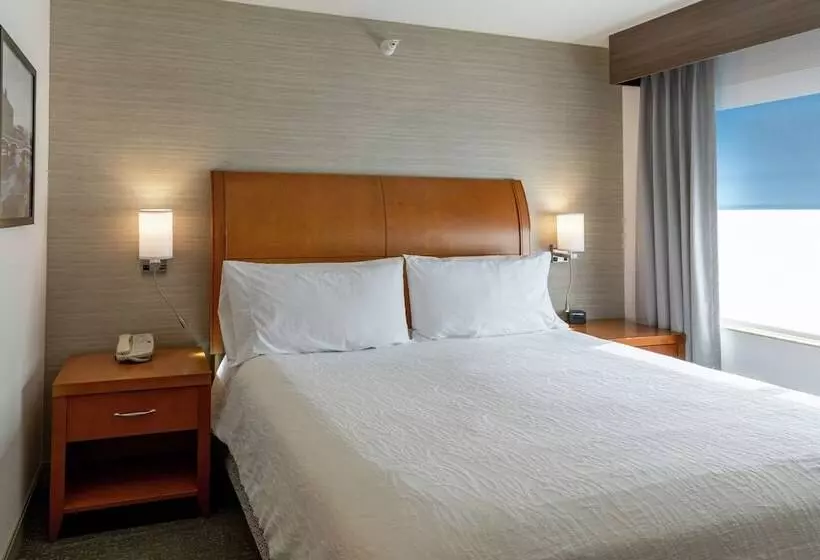 スイート, Hilton Garden Inn Des Moines West