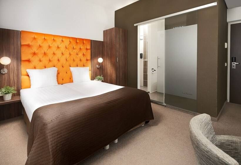 Номер Superior, La Reine