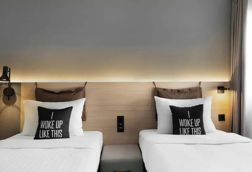 اتاق استاندارد, Moxy Zurich
