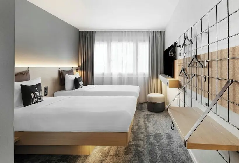 اتاق استاندارد, Moxy Zurich