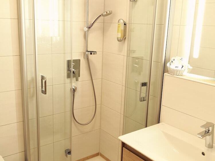 スタンダードルーム, Oberwirt