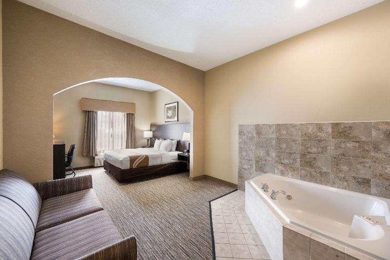 غرفة قياسية سرير كينج, Quality Inn & Suites Fishkill South Near I 84