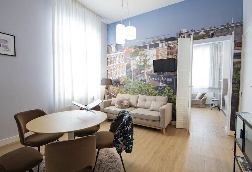 جناح جونيور, Stadsvilla Hotel Mozaic Den Haag