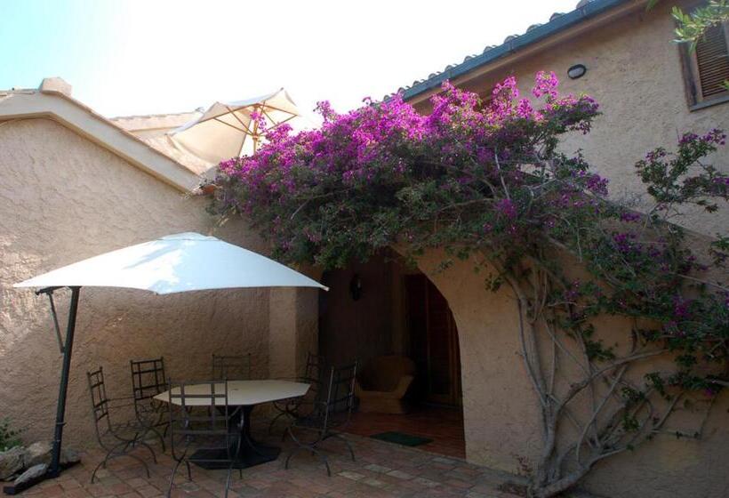 חדר דלוקס עם מרפסת נוף לים, Animosque Giannutri