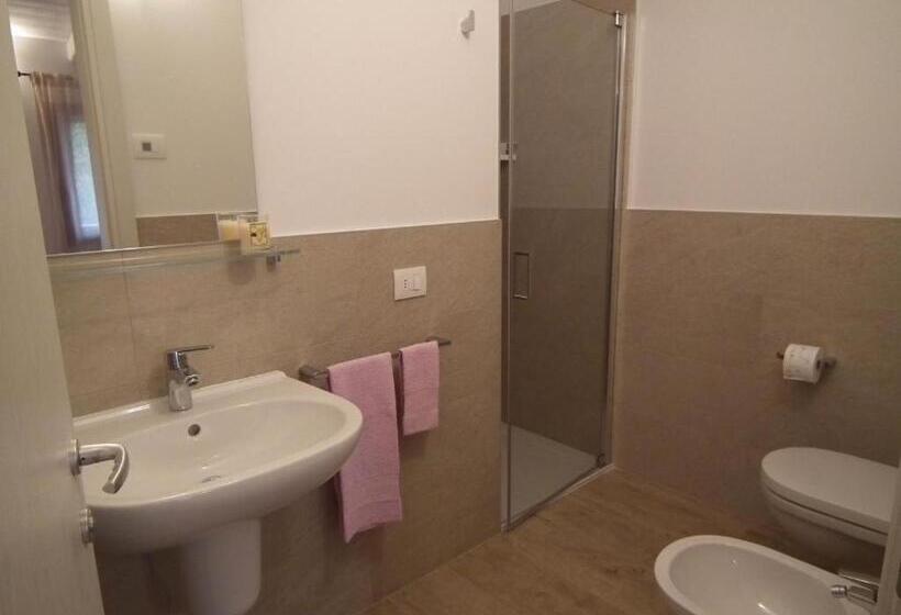 스탠다드 트리플 룸, Agriturismo Vidalli Colvidor