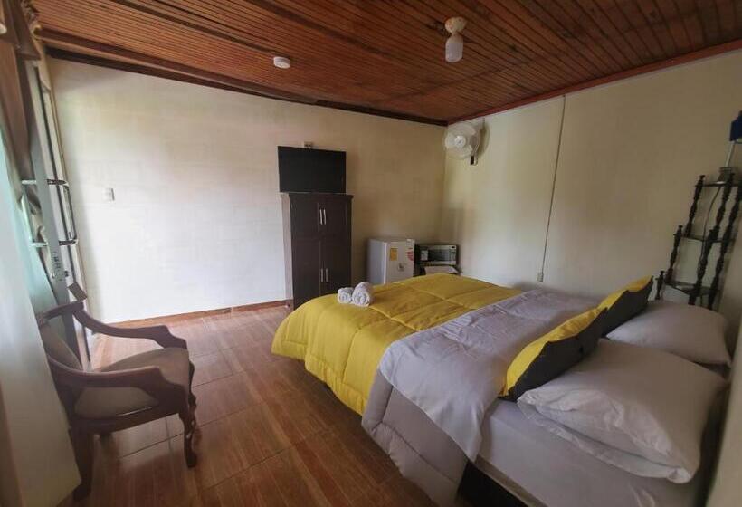 استودیو استاندارد با چشم‌انداز باغ, Casa Blanca Hortencia