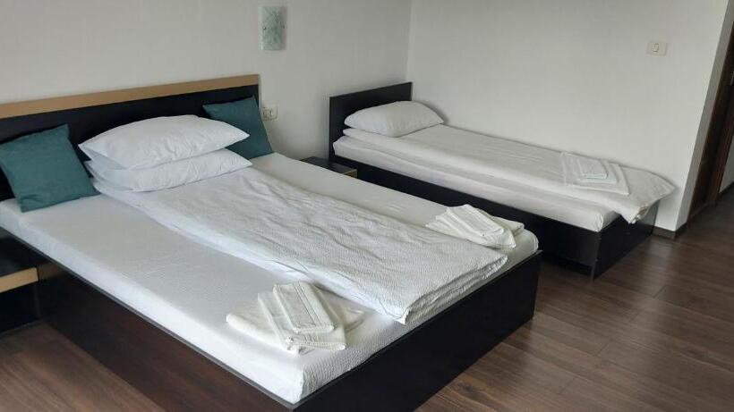 غرفة قياسية ثلاثية, Popasul Din Lunca