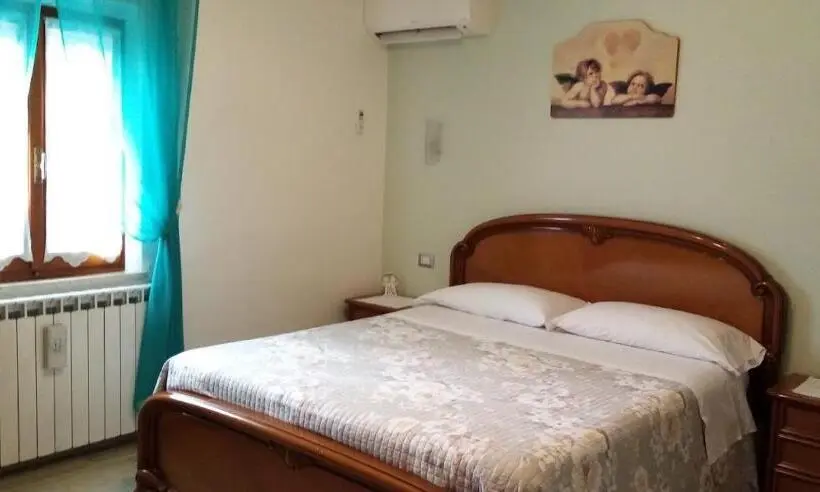 キングサイズベッドのスタンダードルーム, B&b Le Cerque