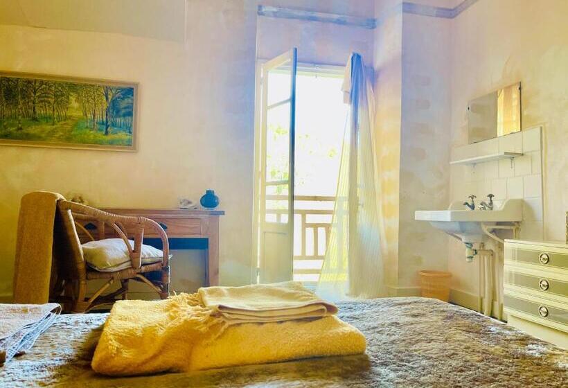 Номер Стандарт с Балконом, Les Contes