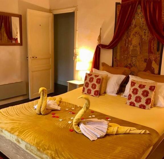 Номер Стандарт с Балконом, Les Contes