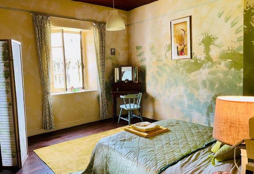 Номер Стандарт Вид на Горы, Les Contes