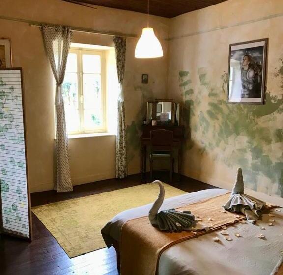 Номер Стандарт Вид на Горы, Les Contes