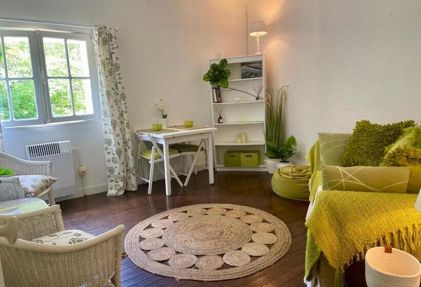 Апартаменты 1 Спальня с Видом, Les Contes