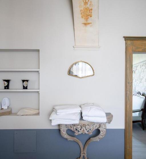 豪华房间, Pampucet