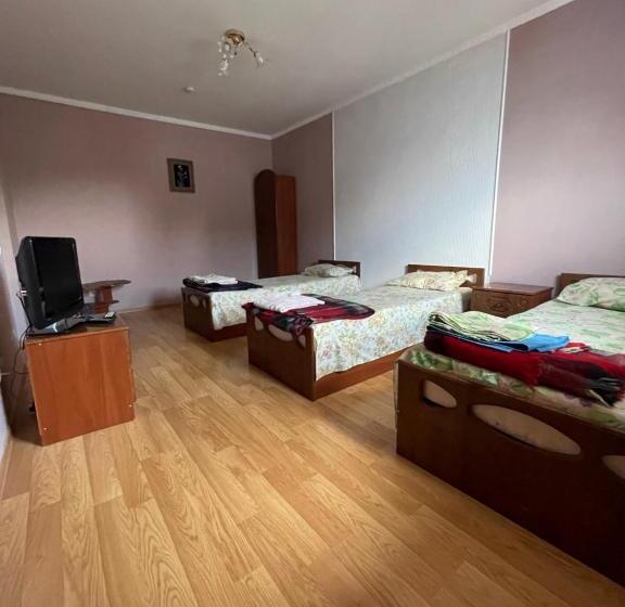 Трехместный Номер Классика, едем