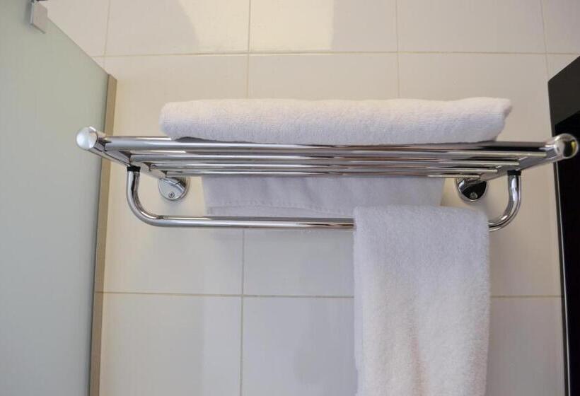 شقة غرفة واحدة, فندق جلنار